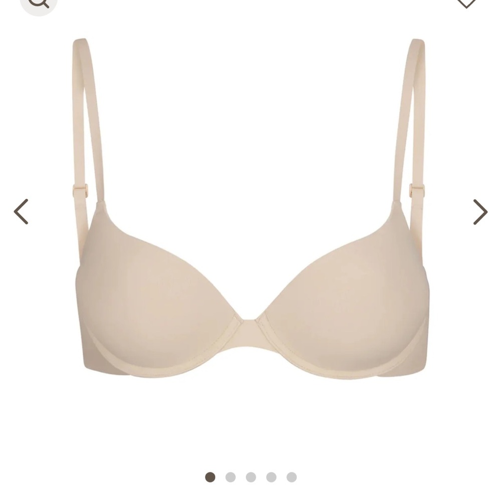 NWT Skims Fits Everybody push-up bra 32 A
